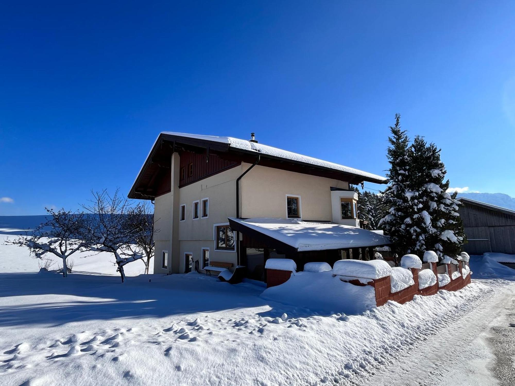 Ferienhaus Praschberg Niederndorferberg ภายนอก รูปภาพ