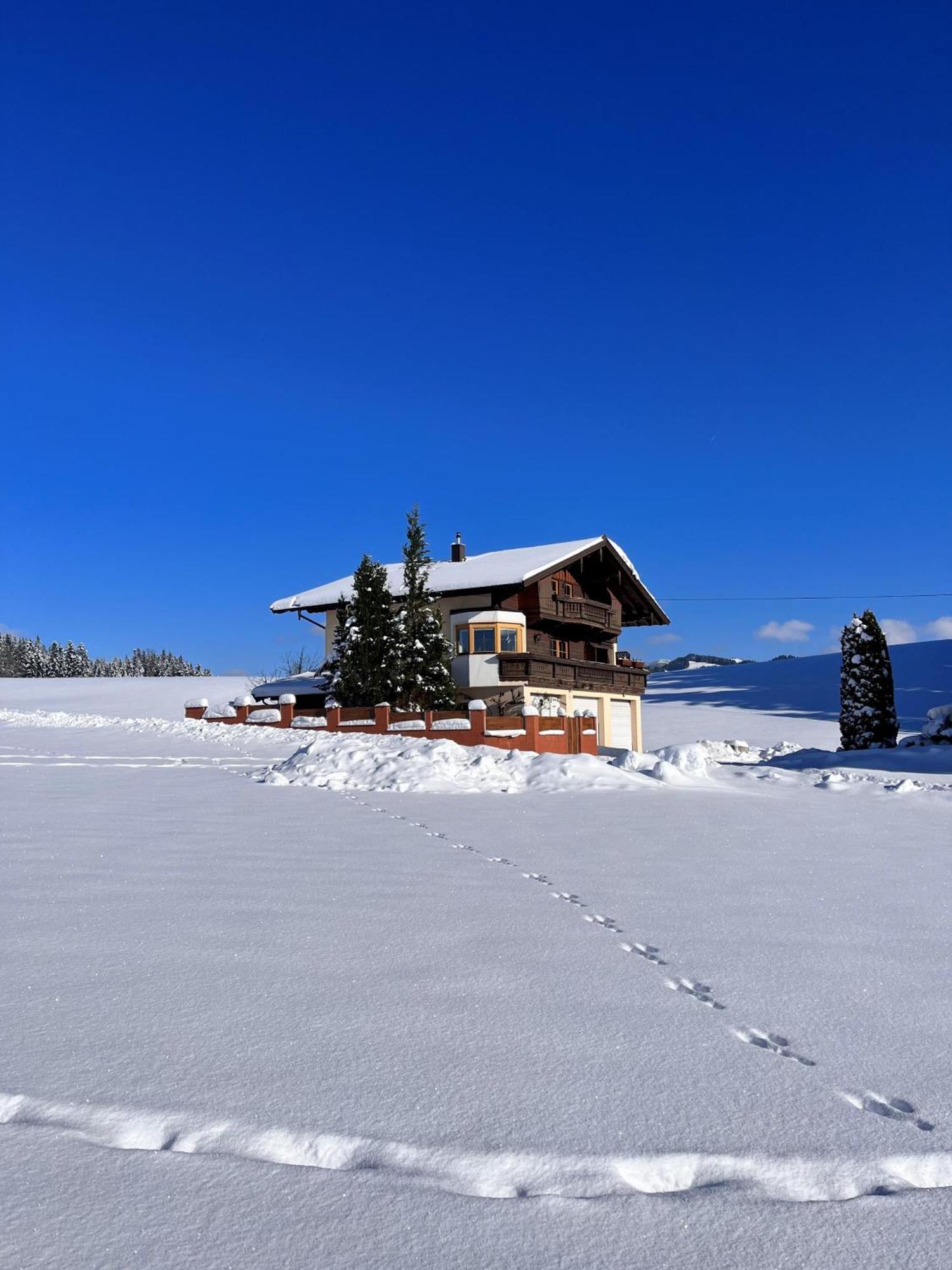 Ferienhaus Praschberg Niederndorferberg ภายนอก รูปภาพ
